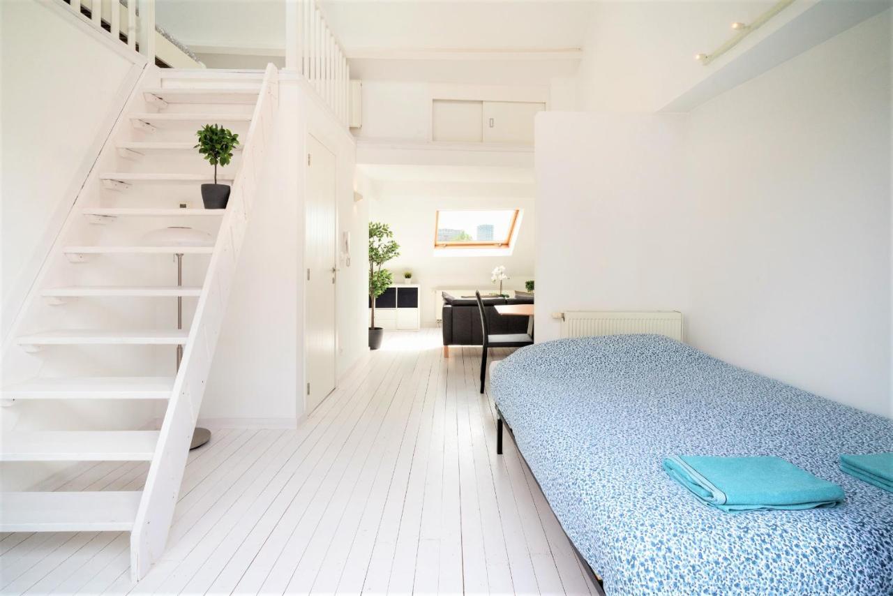 Beautiful Terrace Apartment In The Heart Of Anversa Esterno foto